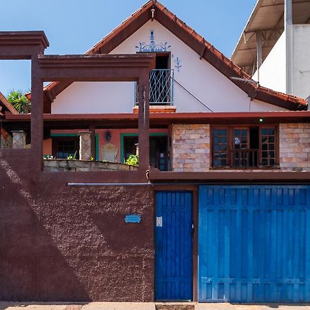 Hostel LARes Brumadinho Buitenkant foto